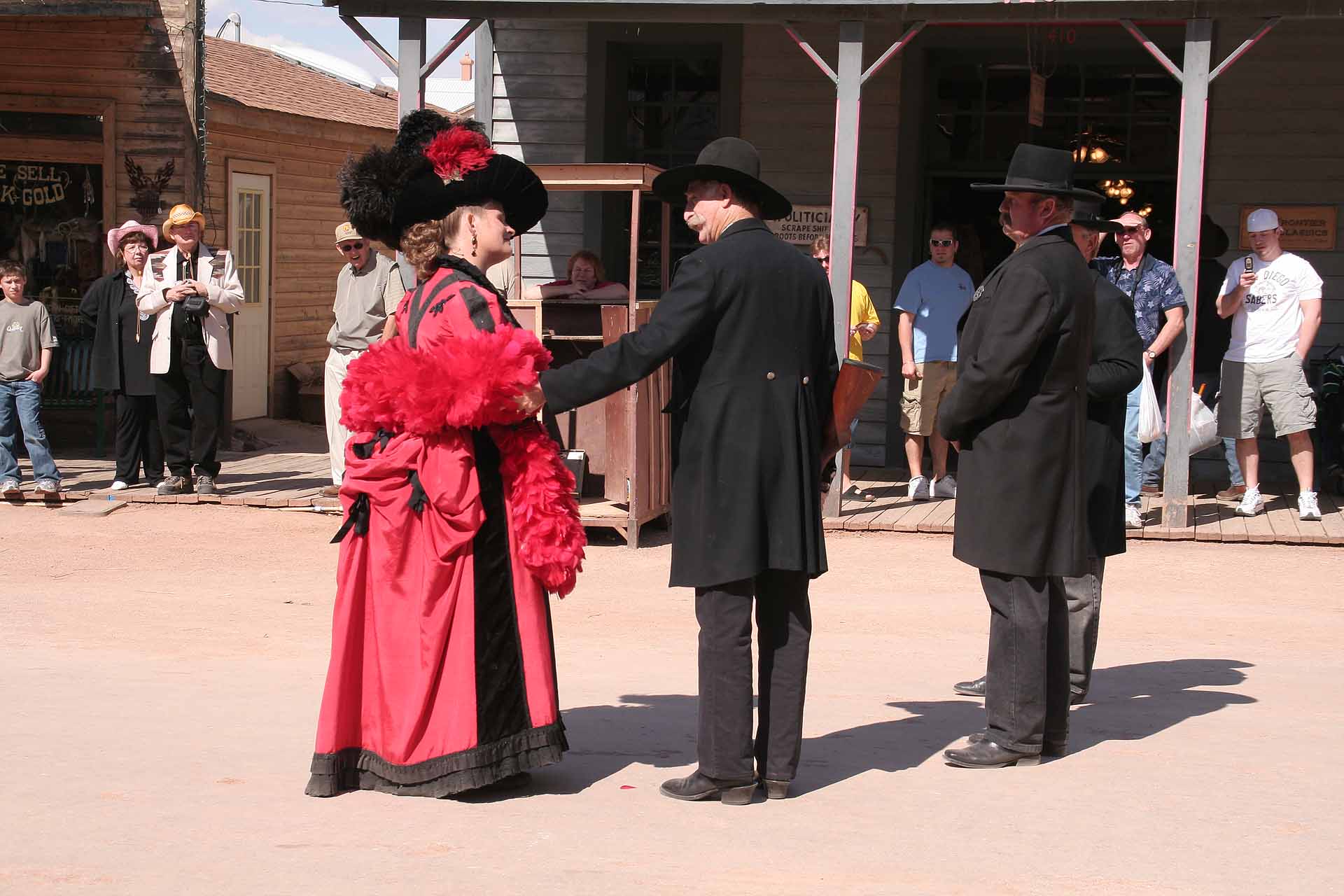Tombstone, Arizona - Die Stadt, die zu zäh zum Sterben ist, wurde für den Tourismus reanimiert.