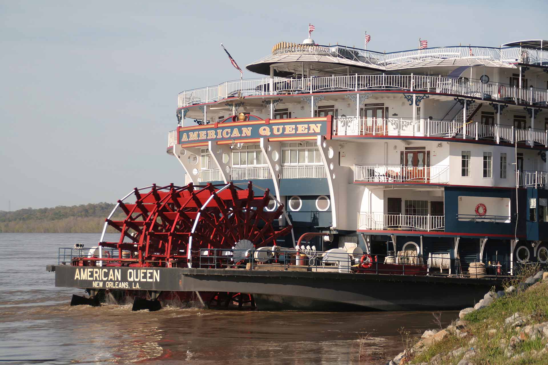 Natchez, Mississippi - Südstaatenromantik - Schaufelraddampfer
