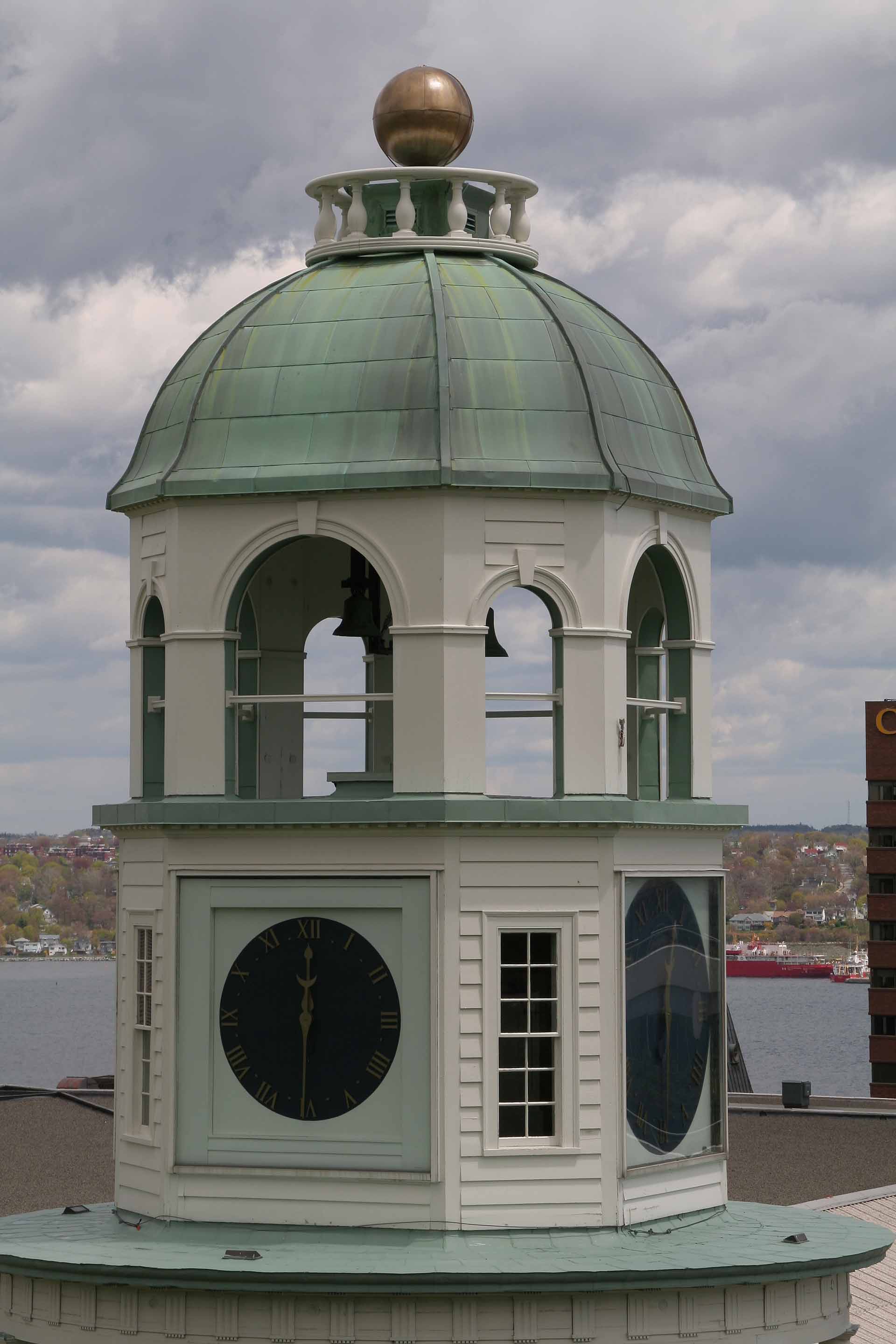Der Uhrturm von Halifax