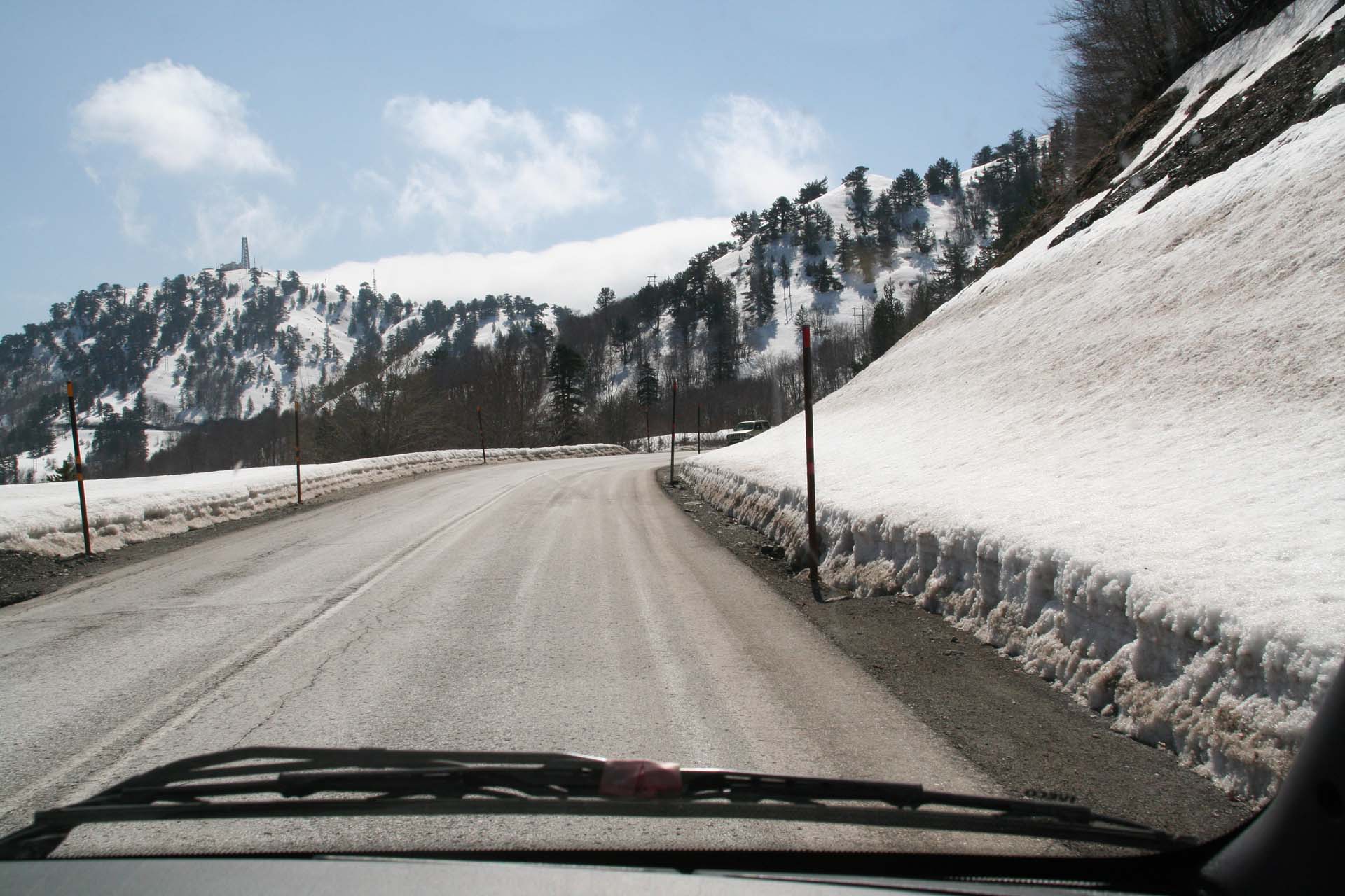 Anfang April am Katara Pass