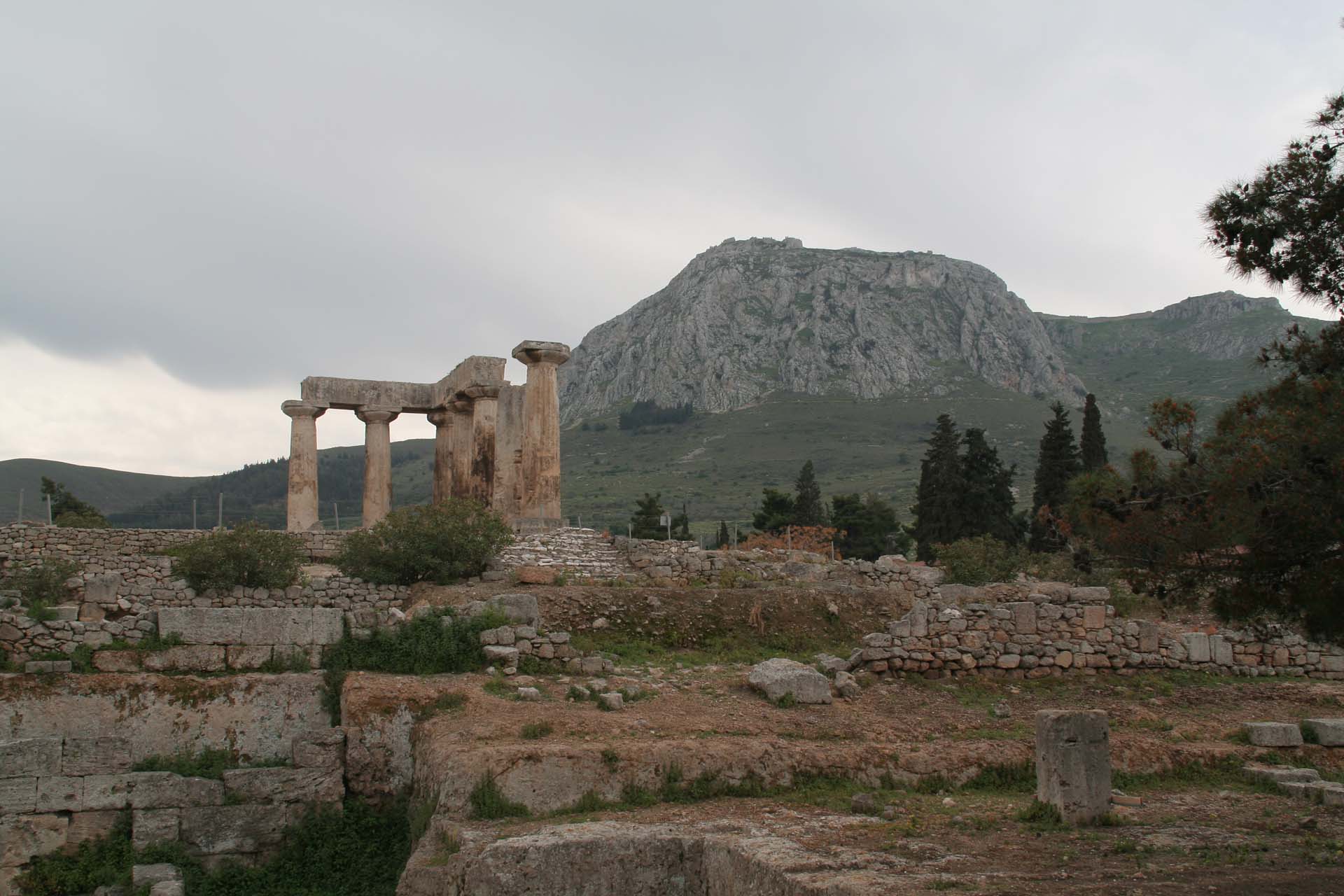 Peloponnes - Alt Korinth