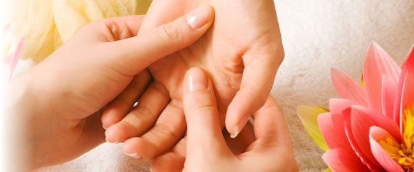 Formation REFLEXOLOGIE PIEDS MAINS OREILLES