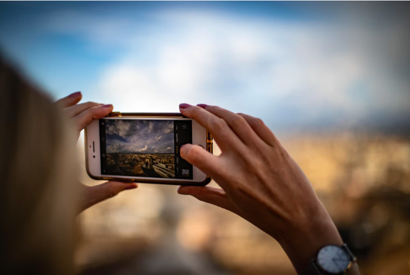 Postez des vidéos de vos actualités sur les réseaux sociaux - ENEGO le blog Postez des vidéos de vos actualités sur les réseaux sociaux - ENEGO le blog