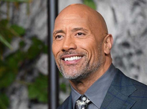 Qui est GIBERT Akim Hypnothérapeute Lyon Rhône Psychothérapeute Lyon Rhone Sexothérapeute Lyon 69. Ce n’est pas Dwayne The Rock Johnson !