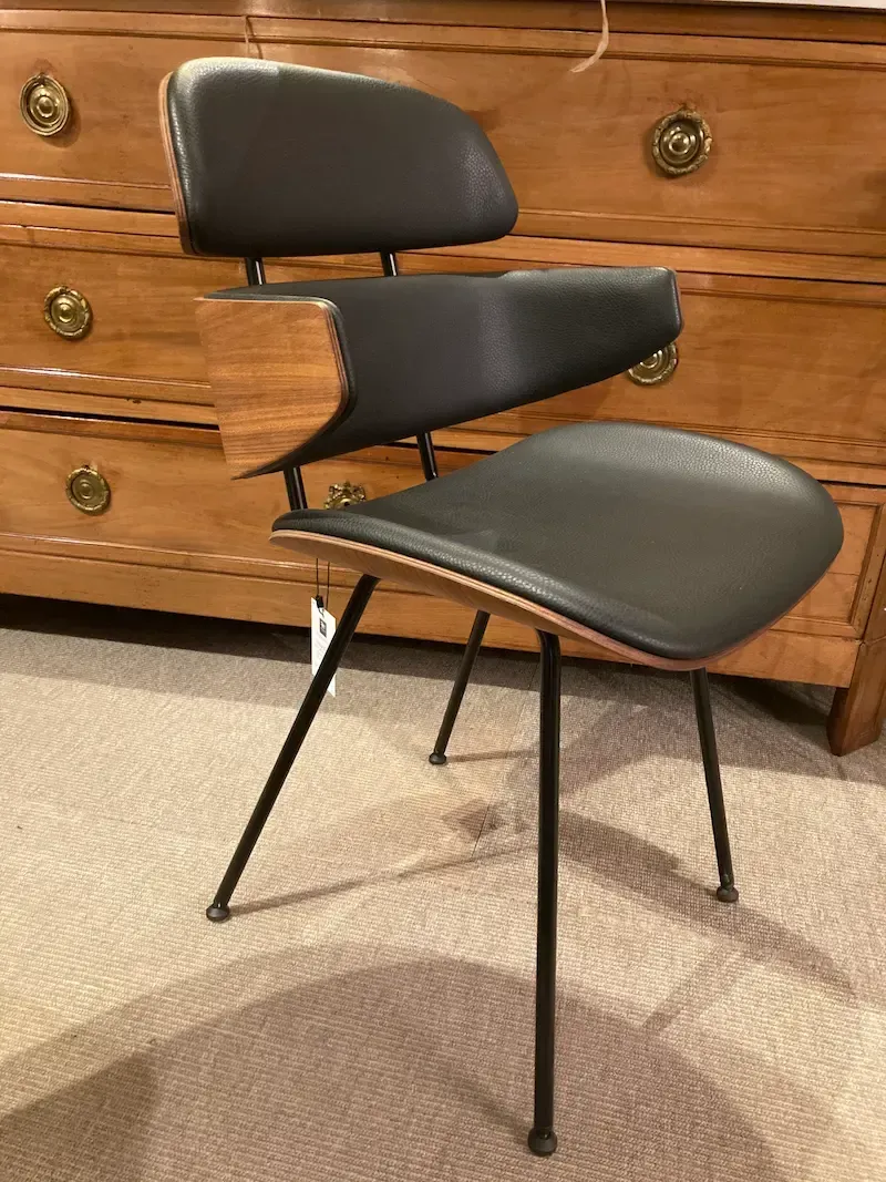 Fauteuil visible au showroom Rémy Motte près de Lille