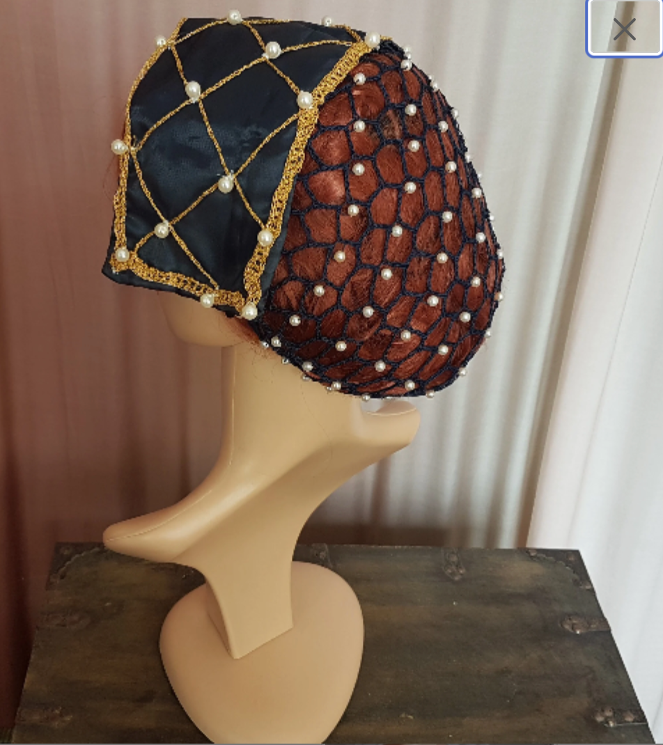 Historisches Set: Schwarze Kappe mit Perlen-Haarnetz