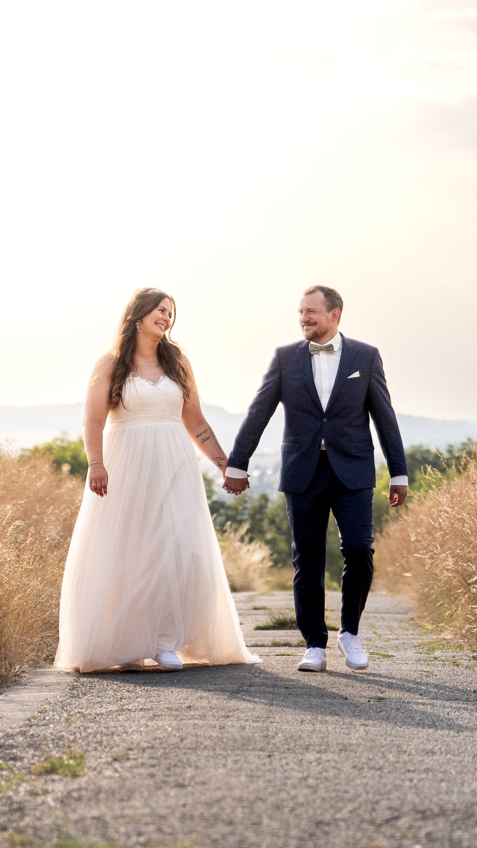 Braut und Bräutigam bei der freien Trauung an der Grube Malapertus bei Gießen