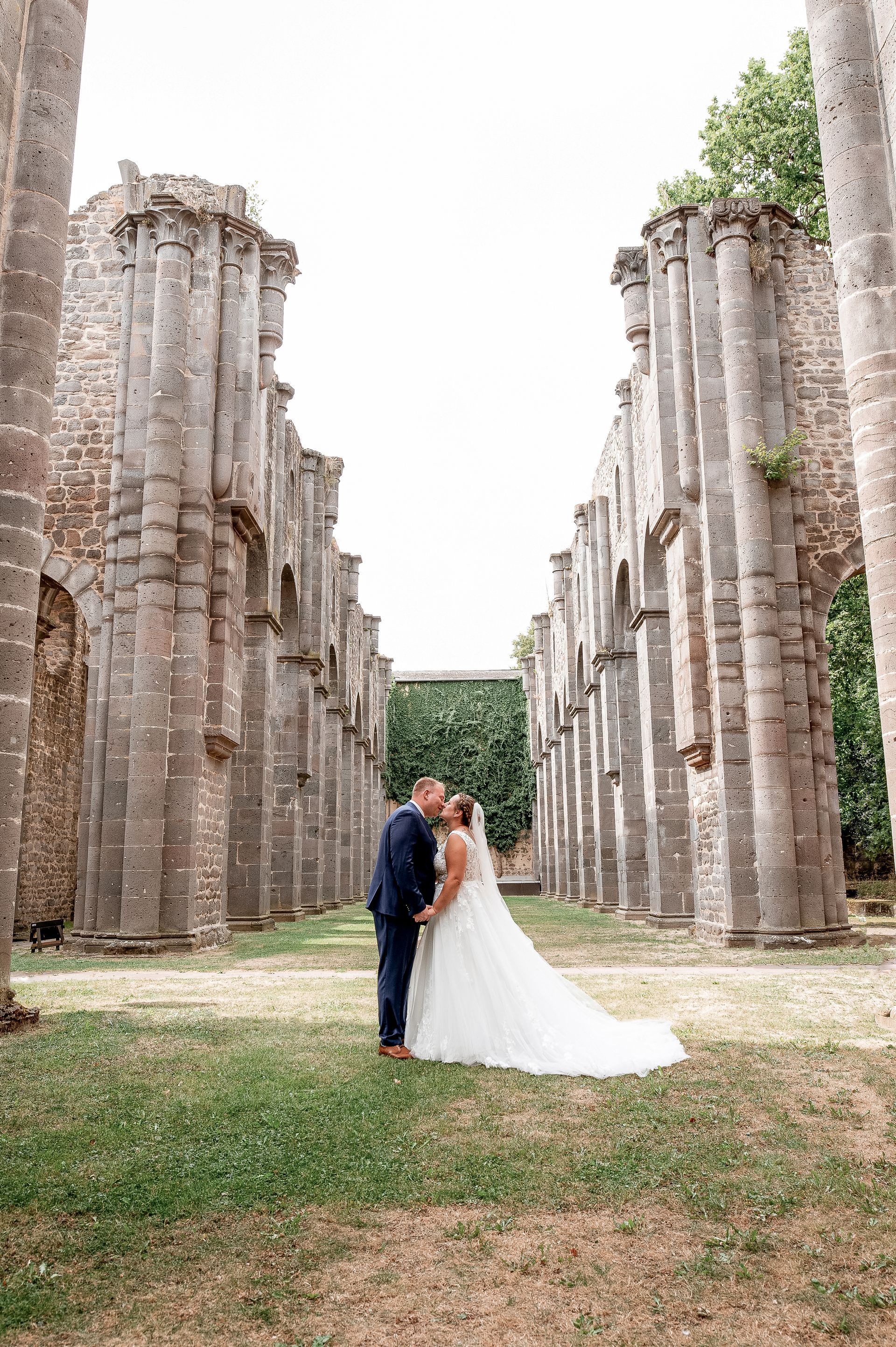 Brautpaarshooting in Klosterruine