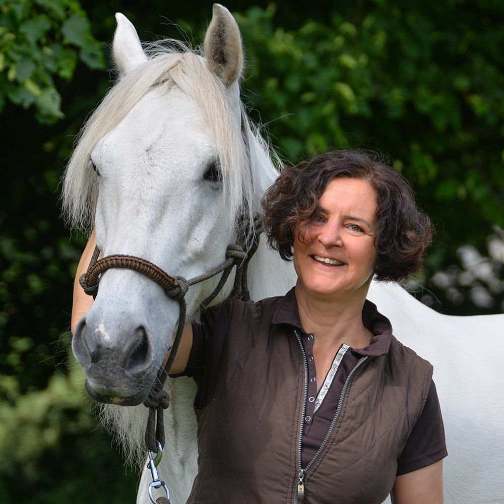 Foto Elke Kurz mit Schimmel