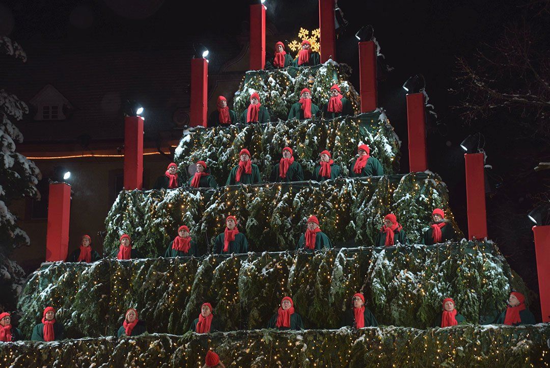 Popchor „Virtuos Voices“ aus Simonswald Popchor „Virtuos Voices“ aus Simonswald