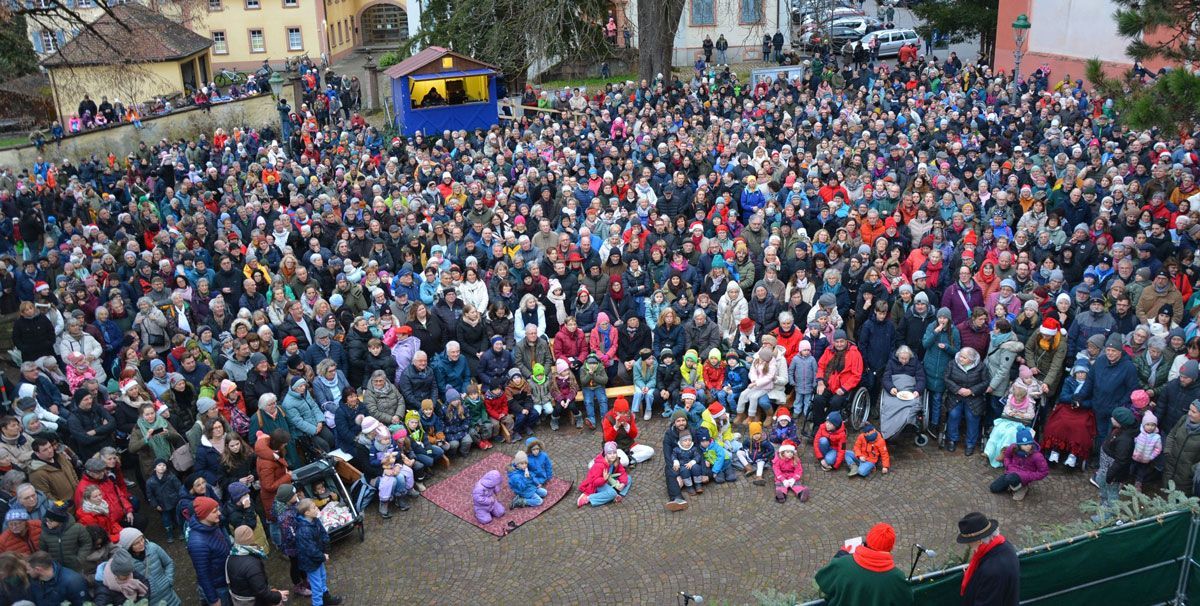 Erwartungsvolles Publikum Erwartungsvolles Publikum
