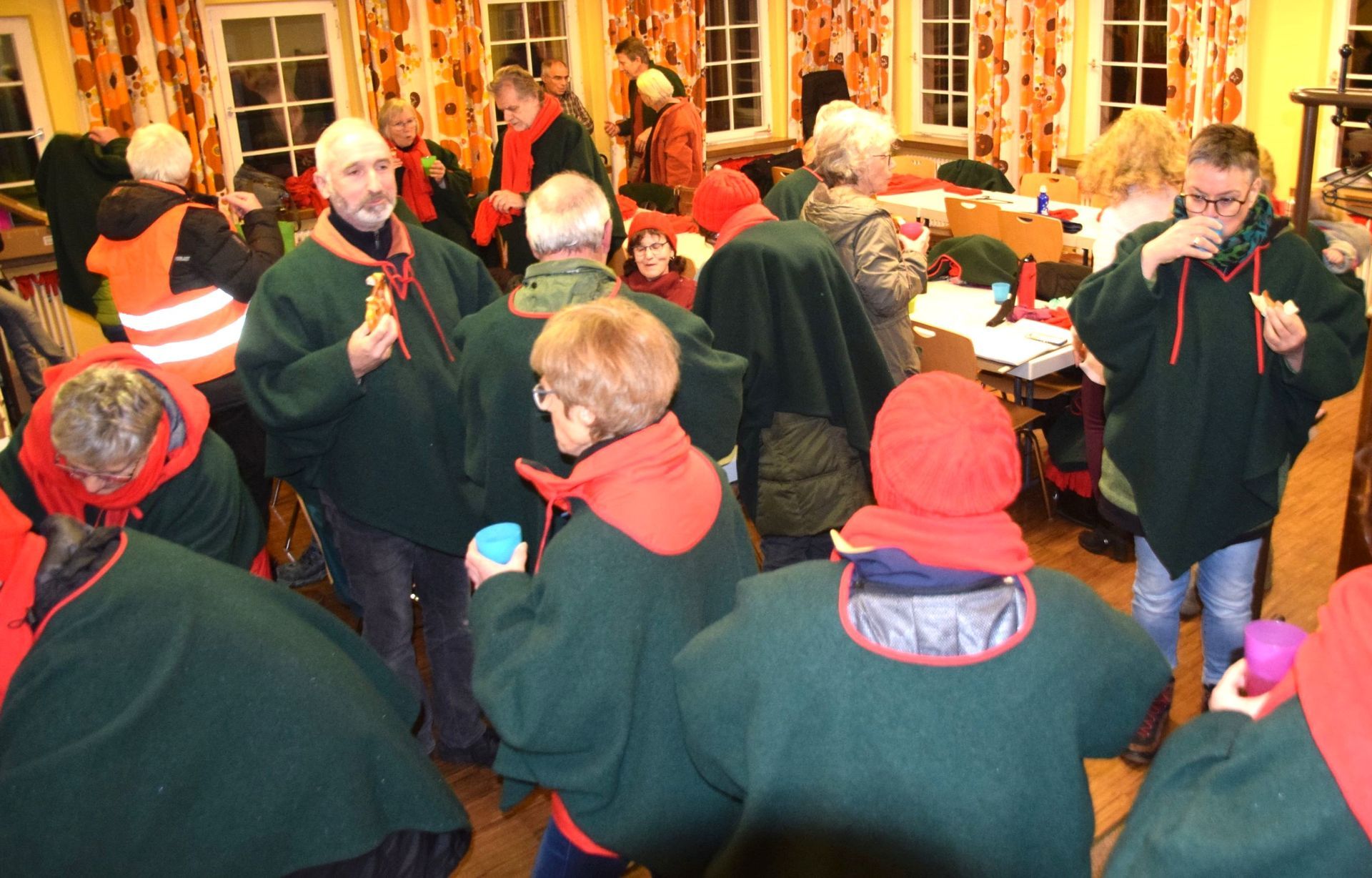 Die Chöre werden umsorgt Die Chöre werden umsorgt