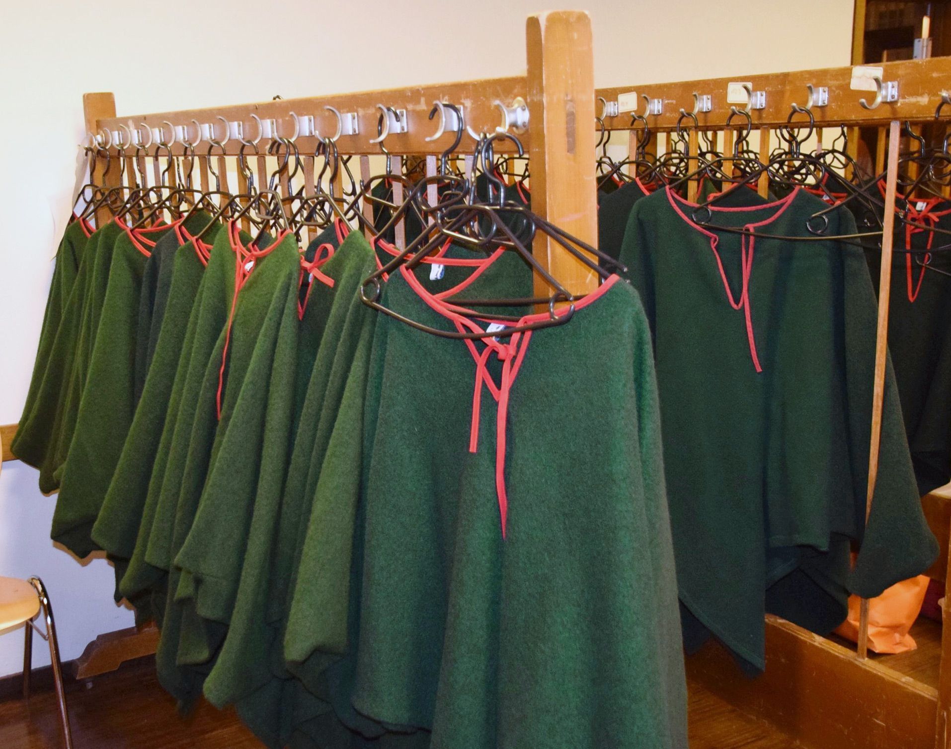 Grüne Ponchos werden gerichtet Grüne Ponchos werden gerichtet