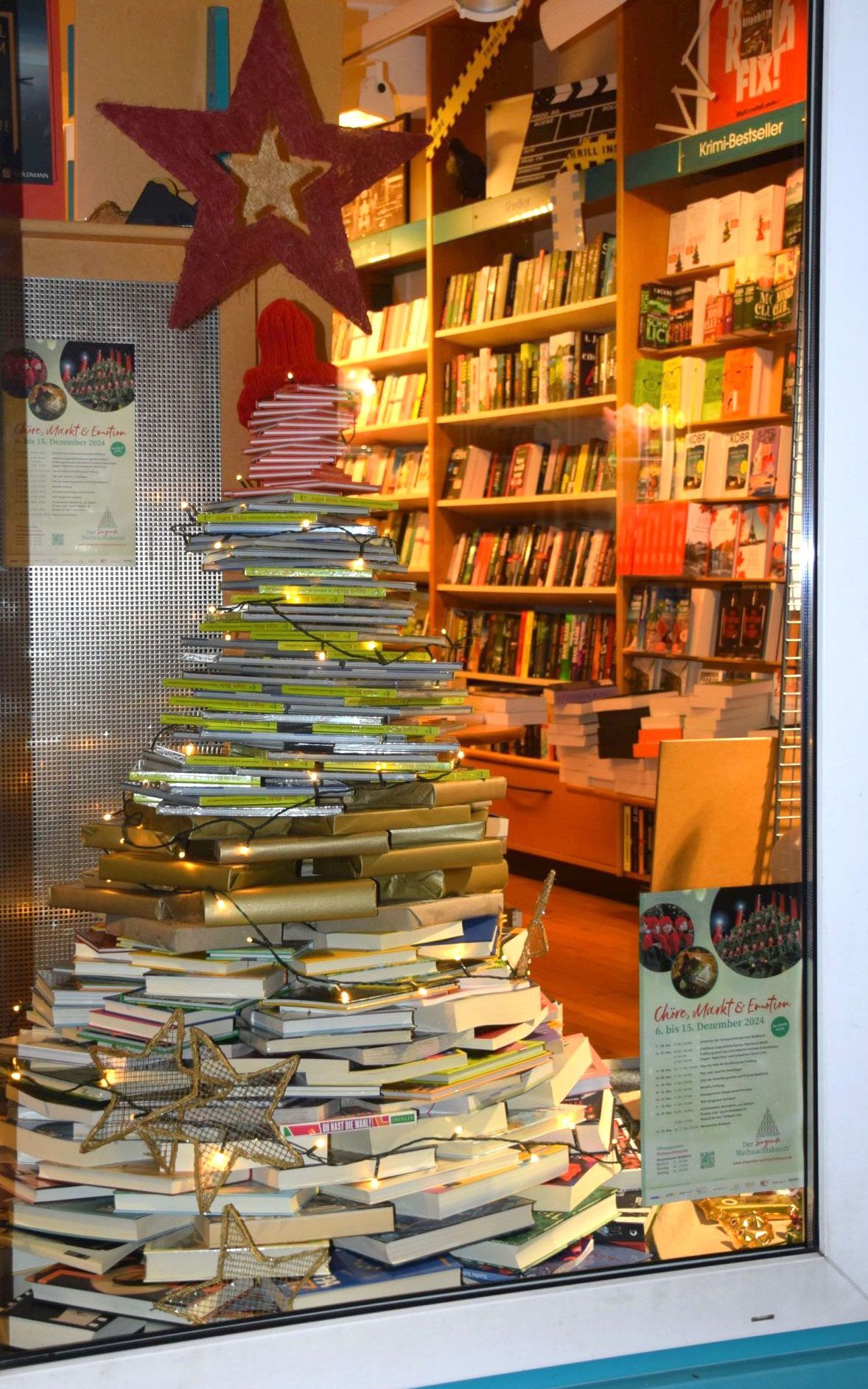 Bücherbaum im Augustiniok Bücherbaum im Augustiniok