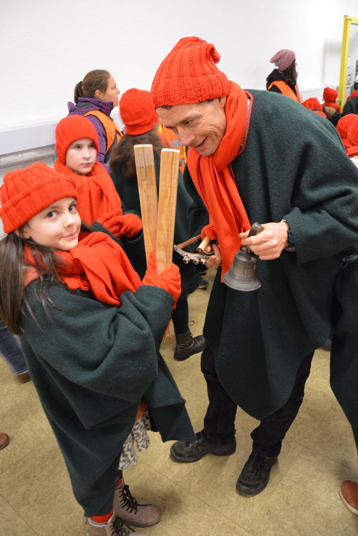 Vor dem Auftritt des Schwarzenbergschulchors Vor dem Auftritt des Schwarzenbergschulchors