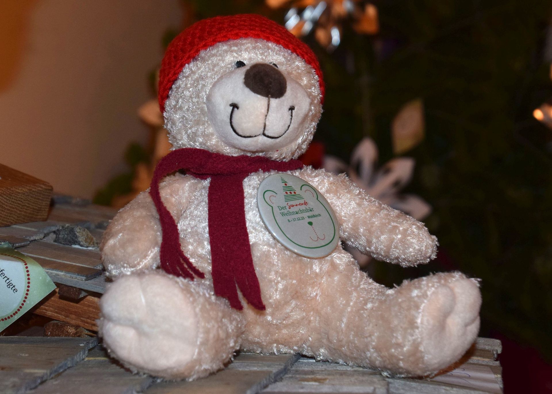 Der Summende Weihnachtsbär Der Summende Weihnachtsbär