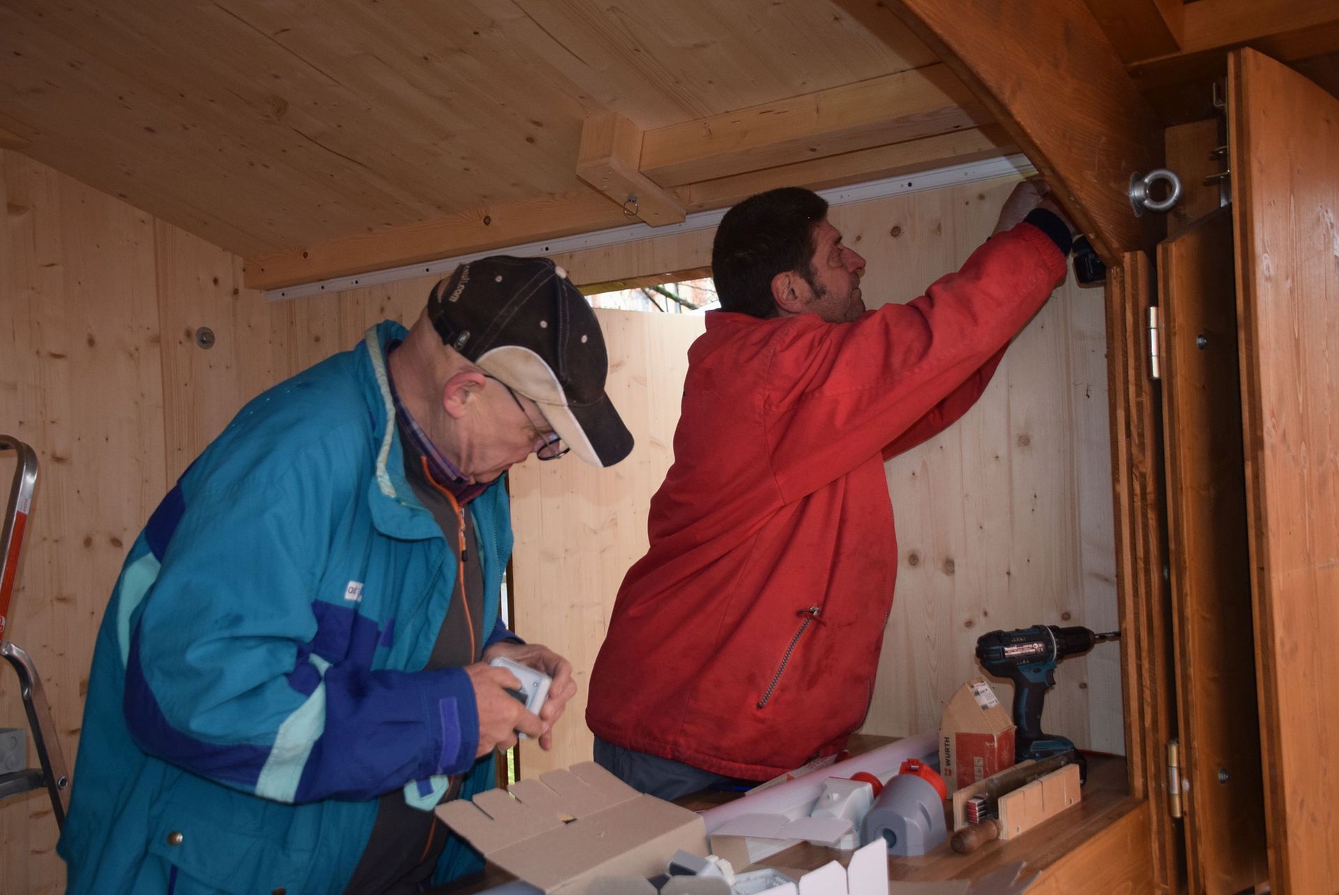 Aufbau der Hütten Aufbau der Hütten