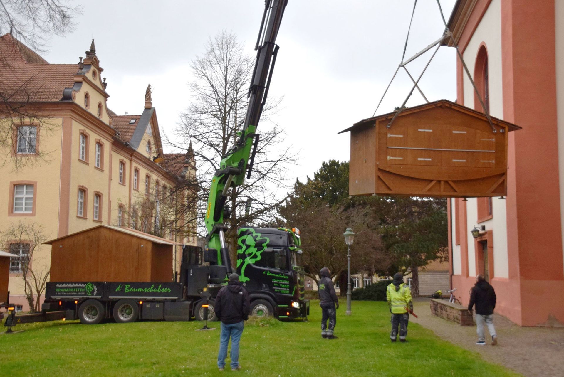 Die Hütten werden platziert Die Hütten werden platziert