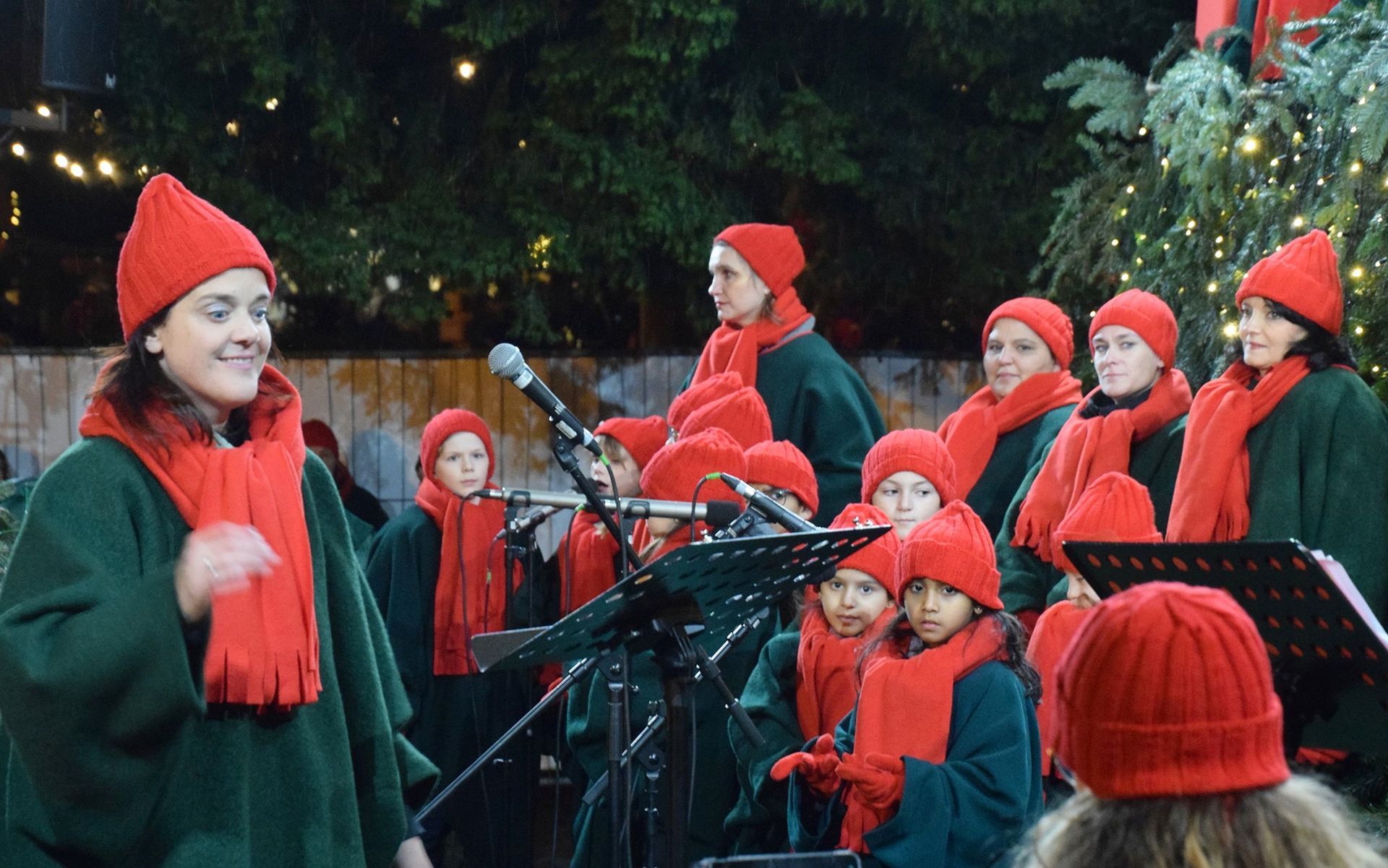 Chorleiterin Karin Roling Chorleiterin Karin Roling