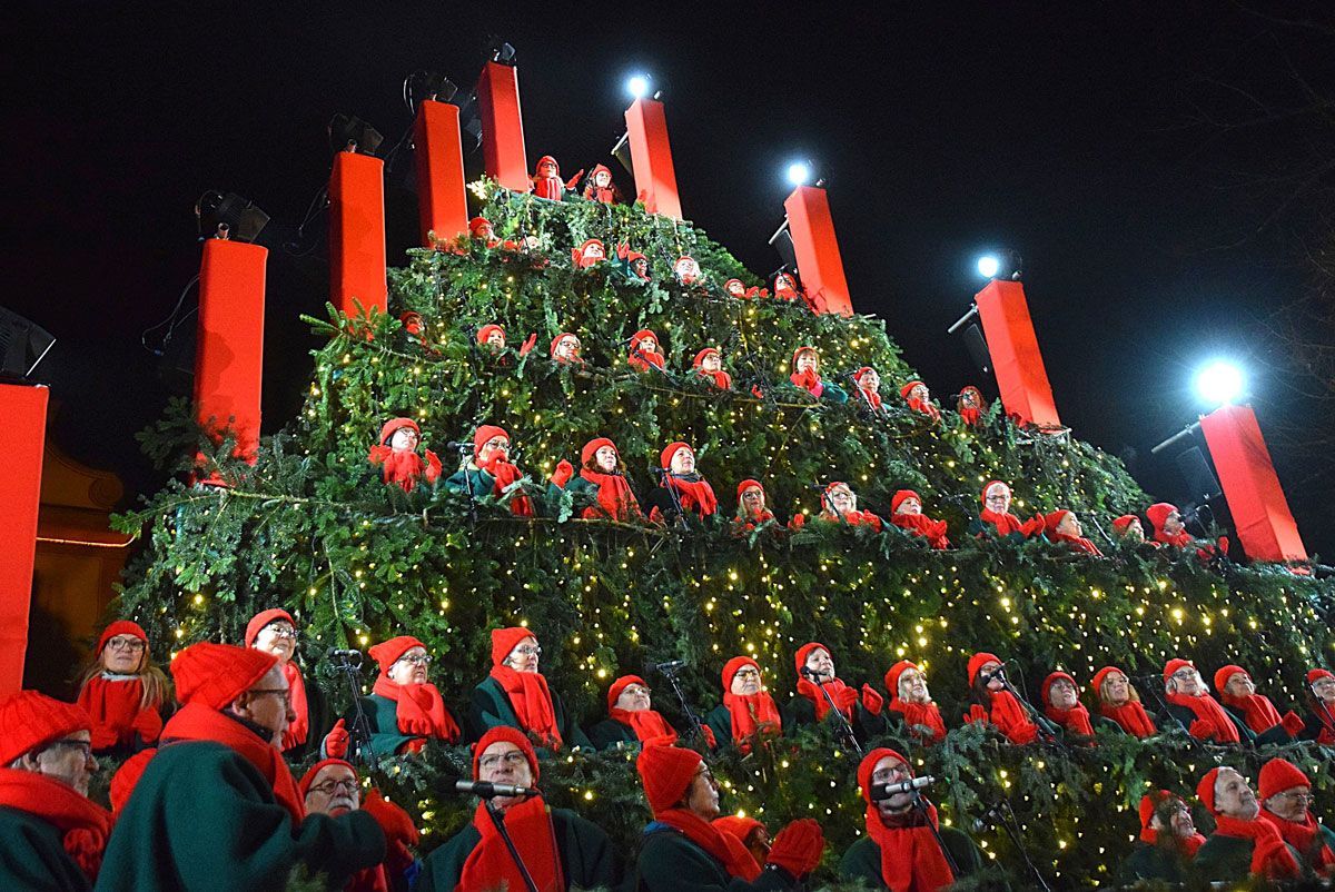 CHORioso Lingenfeld & Daimler StarVoices Wörth aus Rheinland-Pfalz CHORioso Lingenfeld & Daimler StarVoices Wörth aus Rheinland-Pfalz