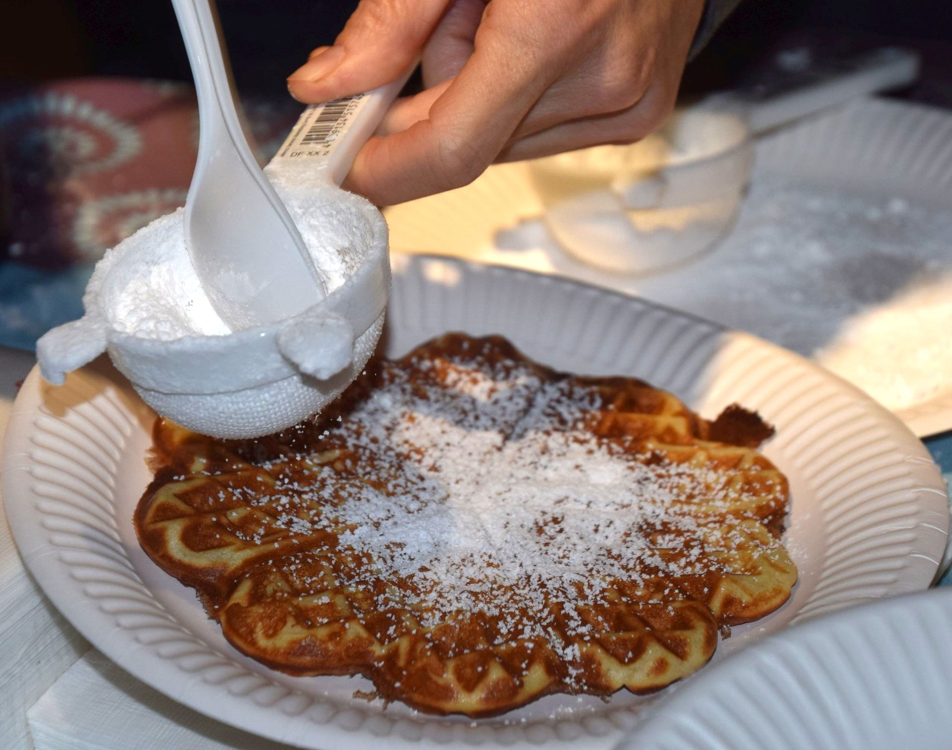 Waffeln am Weihnachtsmark Waffeln am Weihnachtsmarkt