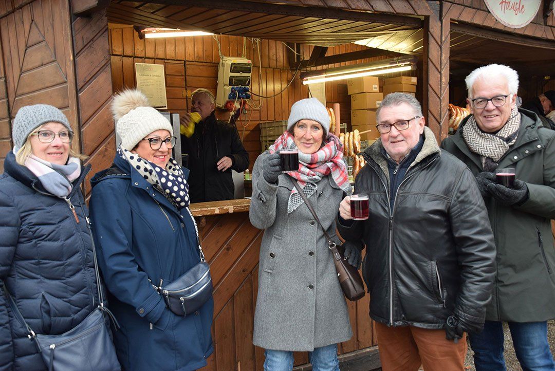 Besucher des Singenden Weihnachtsbaums Besucher des Singenden Weihnachtsbaums