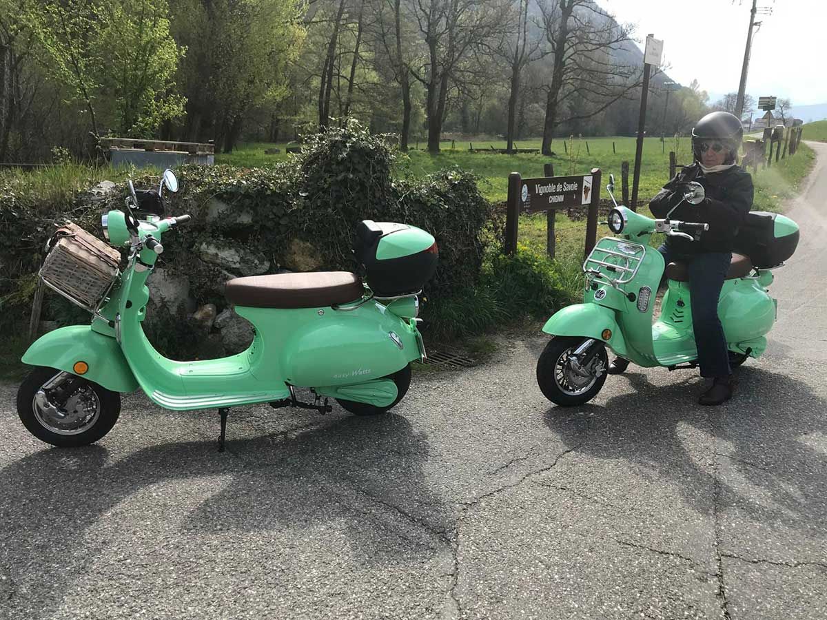 vespa tours electrique Bauges