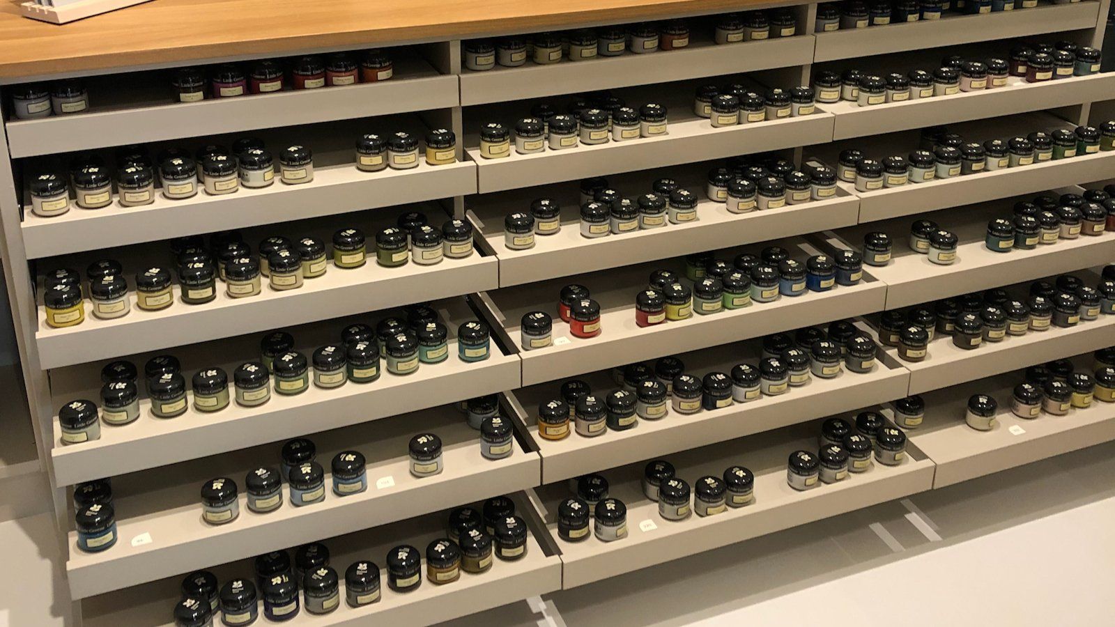 Little Greene Probedosen auf Lager bei Ryke Design Little Greene Probedosen auf Lager bei Ryke Design