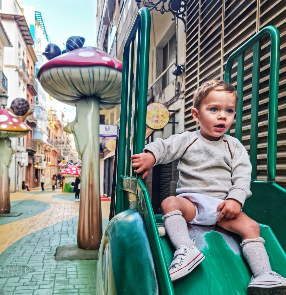 alicante con niños en navidad alicante con niños en navidad