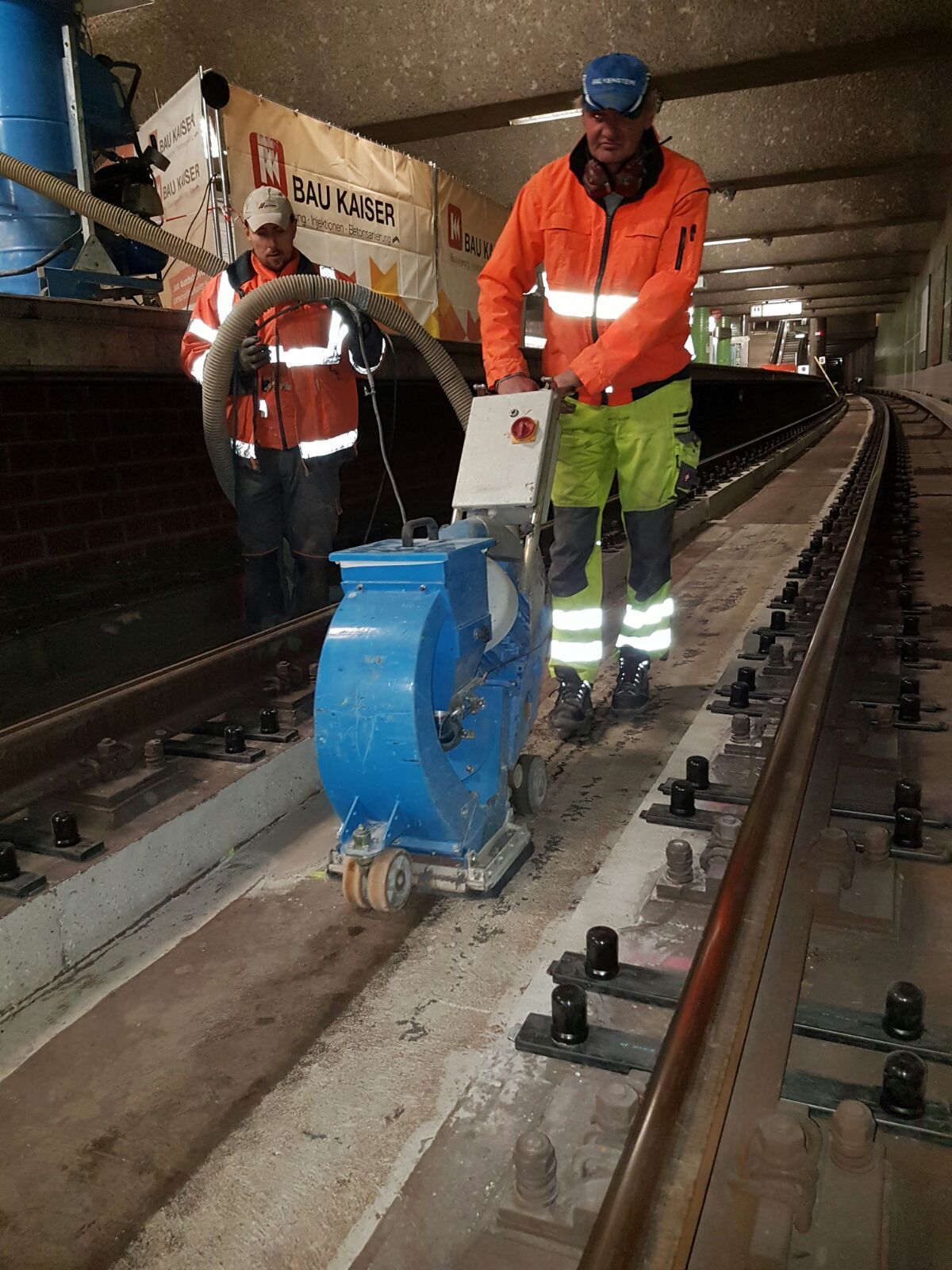 Bahngleis Zwischenbereich Kugelstrahlen
