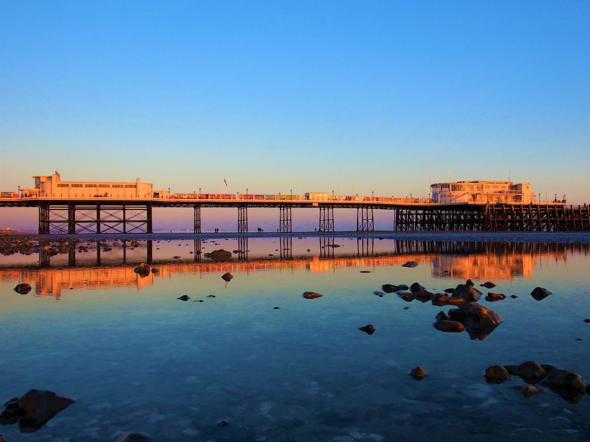 Worthing-By-Sea