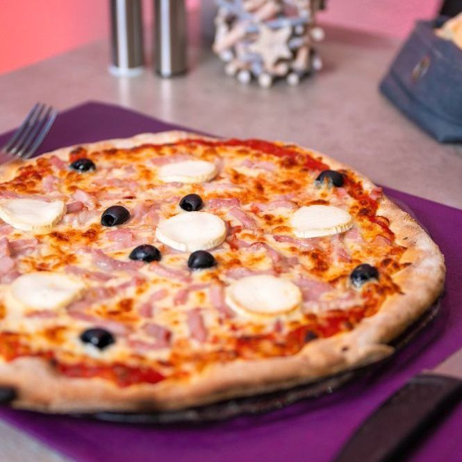 Pizza Calabrese du restaurant italien Il Veneziano