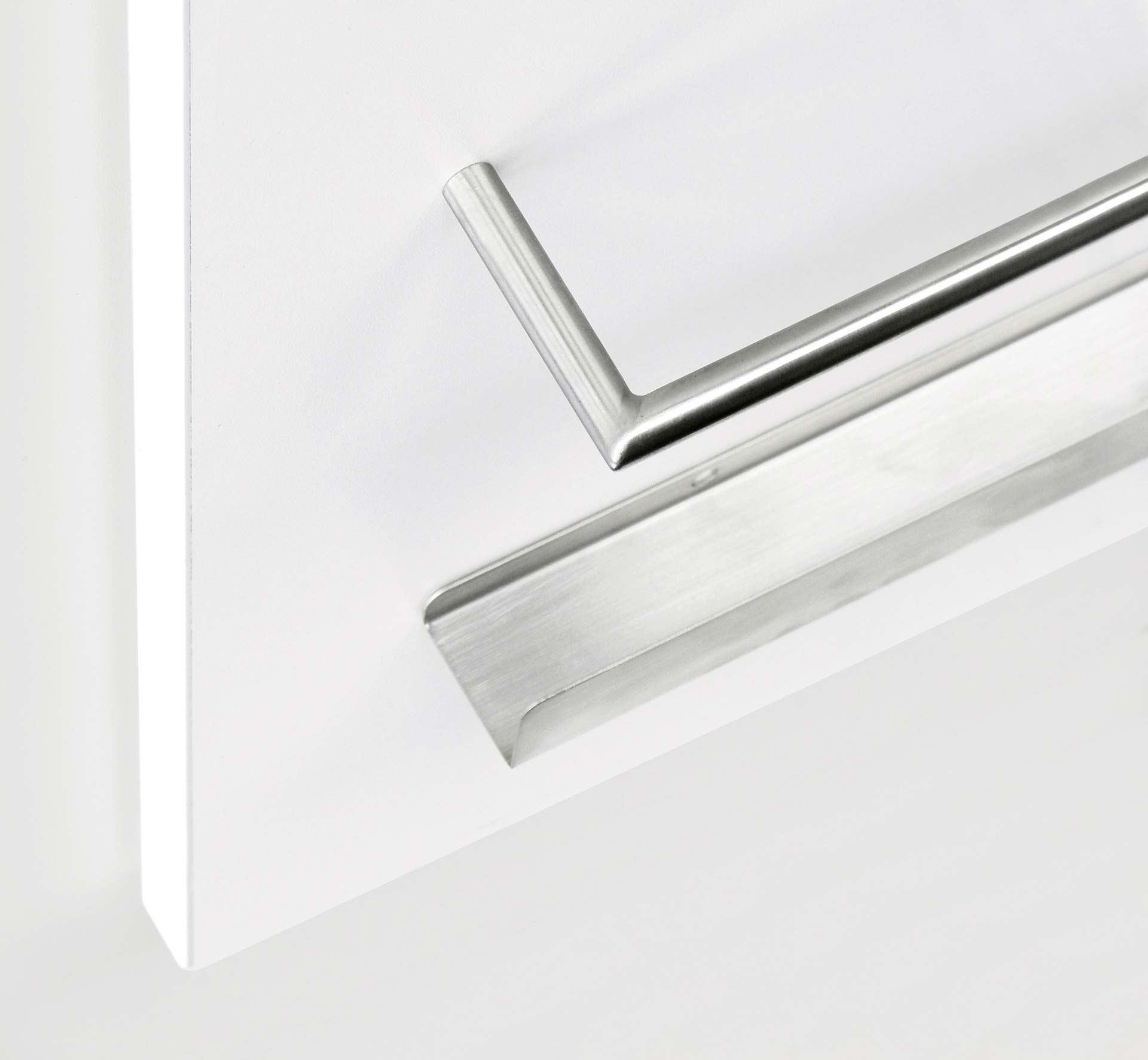 Prospekte-Regal von ip20 Praxiseinrichtung nach Maß.