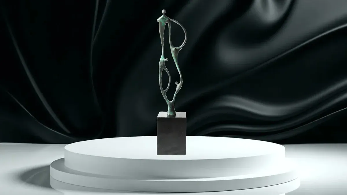 Geschenke zum FirmenjubilÀum Bronzeskulptur Zukunft durch Zusammenarbeit 45 cm