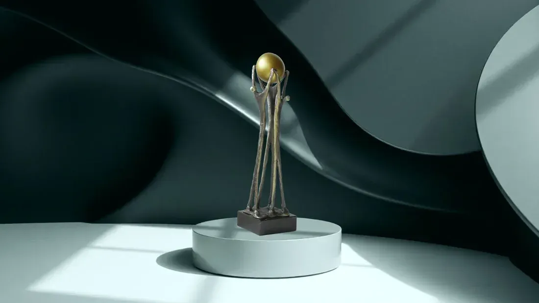 Geschenke zum FirmenjubilÀum Bronzeskulptur Vereinte Zusammenarbeit