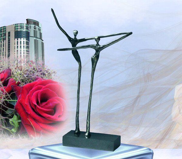 Skulptur Hochzeitsgeschenk Arbeitskollege Mitarbeiter Gewachsene Verbundenheit