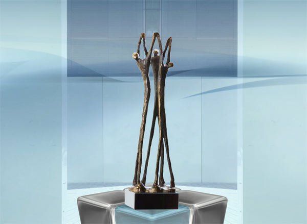 Skulptur Geschenk Mitarbeiter Niveauvolle Zusammenarbeit