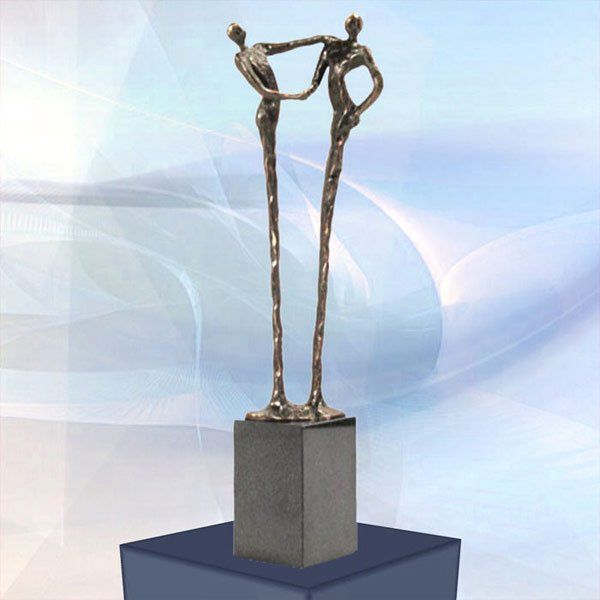 Skulptur zum Firmenjubiläum Der Händedruck - mittelgroß