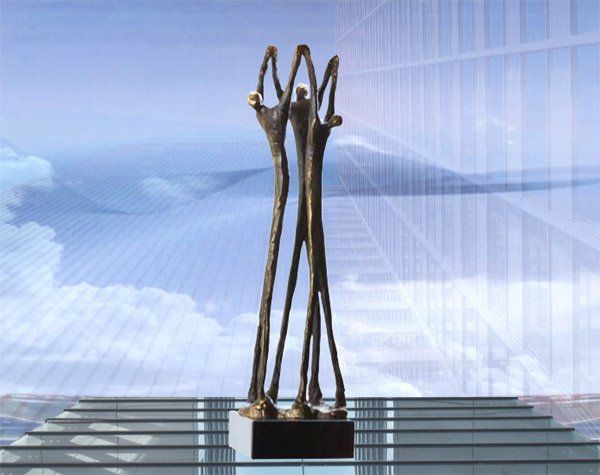 Skulptur für Kunden Niveauvolle Zusammenarbeit