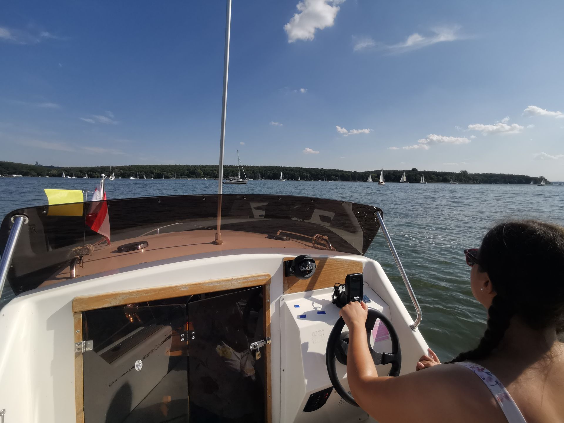 Motorboot lernen Lernen SBF Binnen See Ausbildung Fahrschule Sportbootführerschein