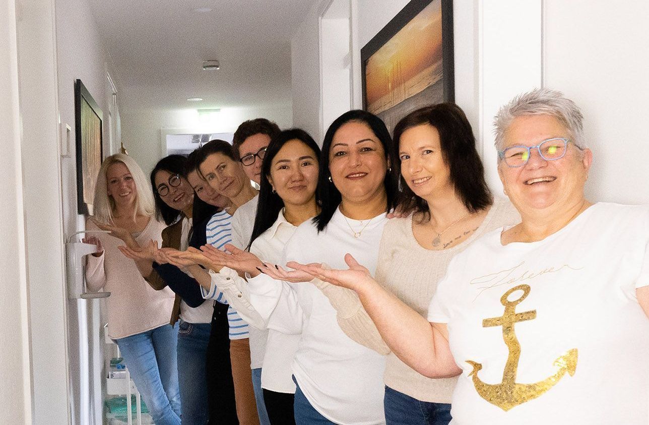 Wir sind Stolz auf unser Team! Das M&B Pflegeteam - Examinierte Pflegekräfte mit langjähriger Erfahrung