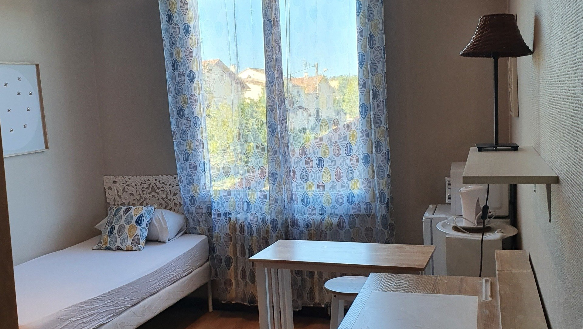Chambre NAIS La Cité Arlésienne