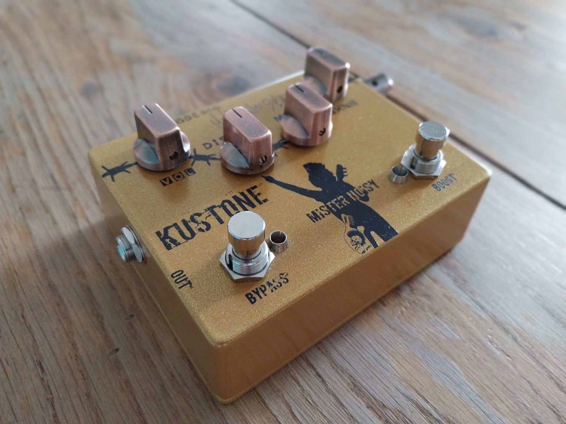 kustone mister noisy