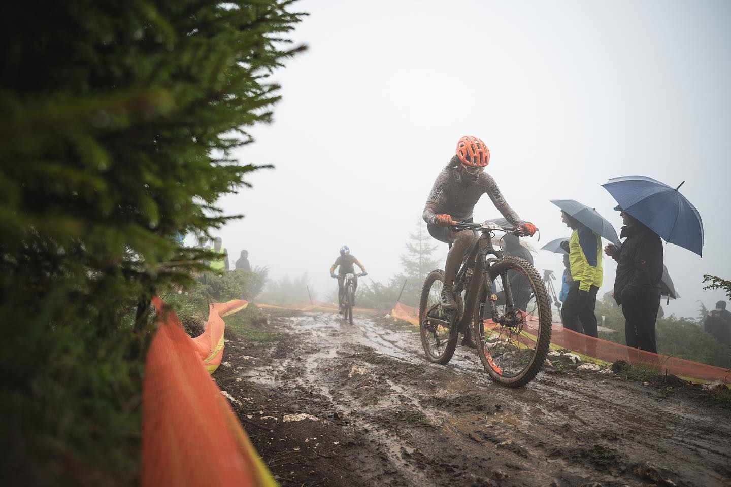 Eurpameisterschaft auf den richtigen Vittoria Reifen. Warum die Reifenwahl so wichtig ist