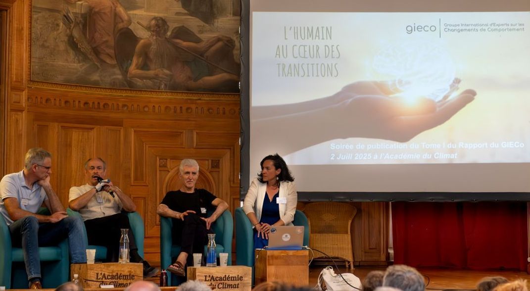 logo université de la Terre et titre édition 2025