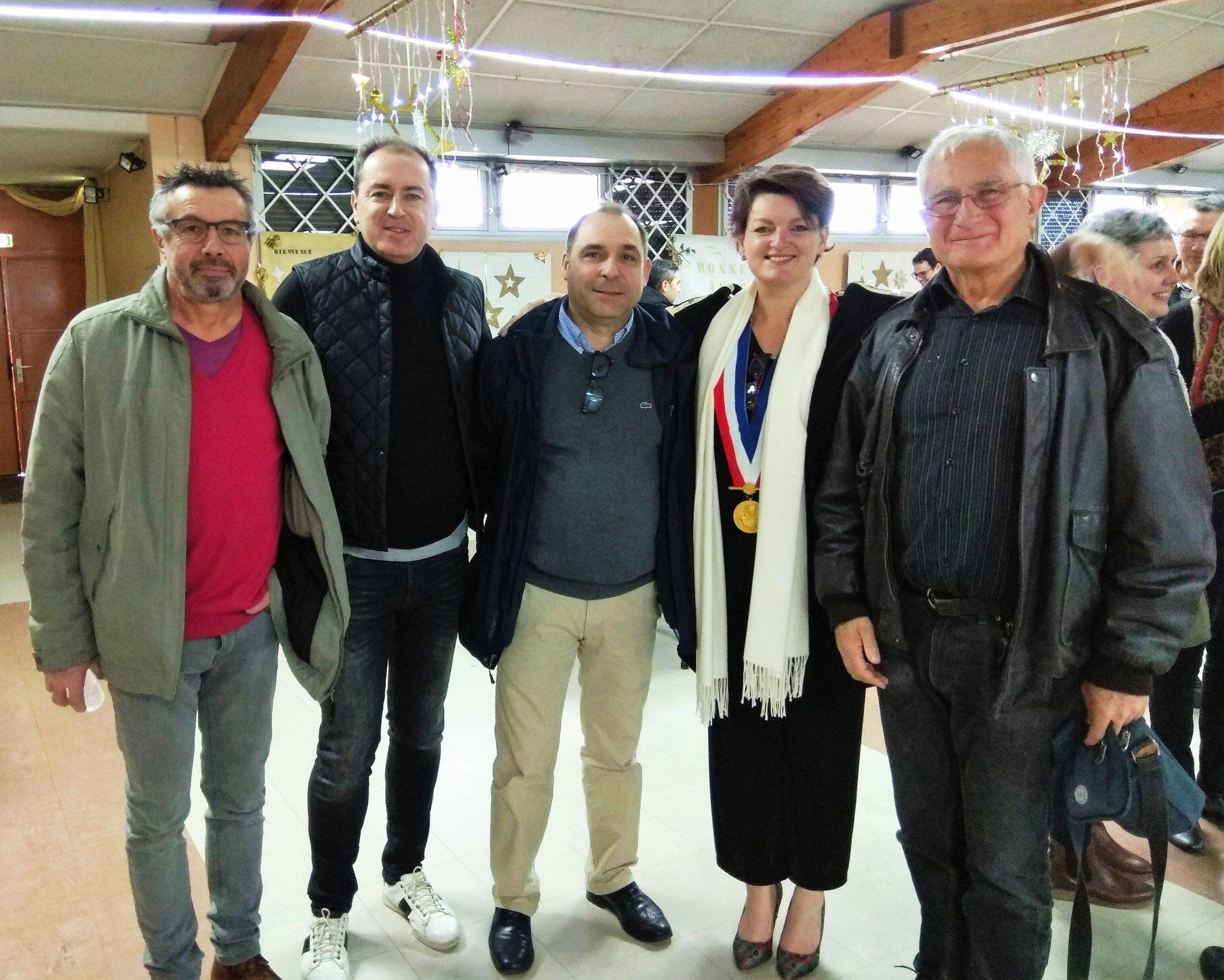 de gauche à droite : Jean-Luc, Emmanuel, Philippe, Magalie Mirtin, Georges