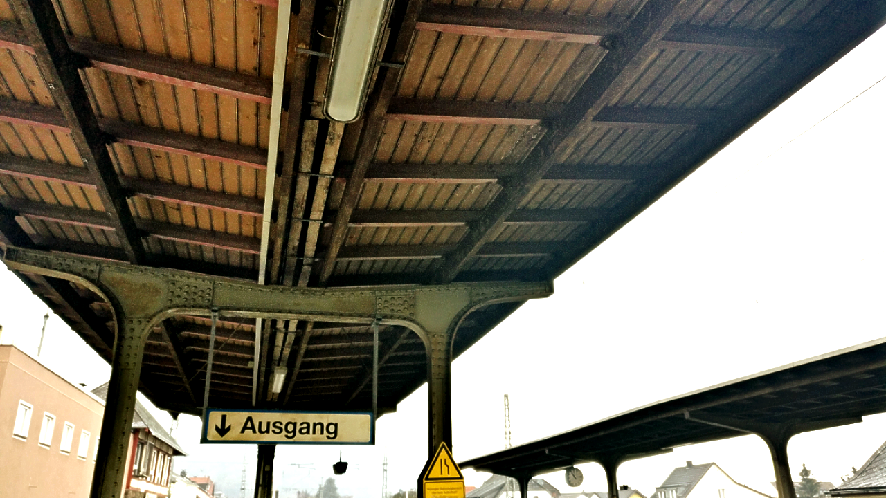 Foto: Ingo Konrads Oberwinter Bahnsteigdächer