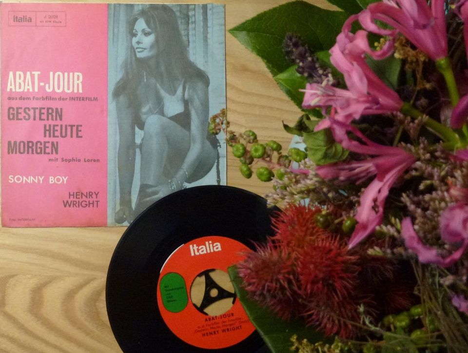 Italia Schallplatten Sophia Loren Cover Italia Schallplatten #italiaschallplatten