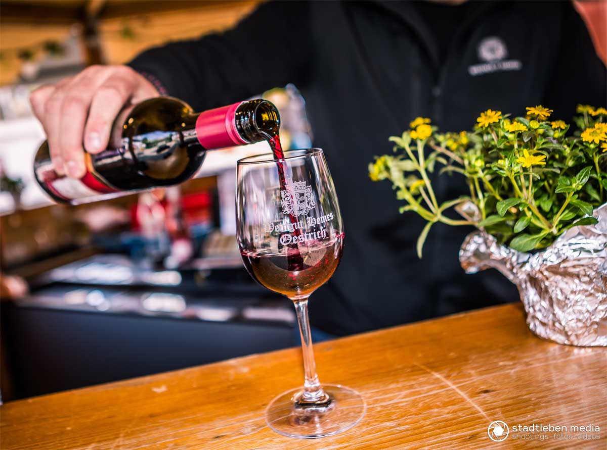 Genießen Sie unseren Wein. Weine aus dem Weingut Hemes