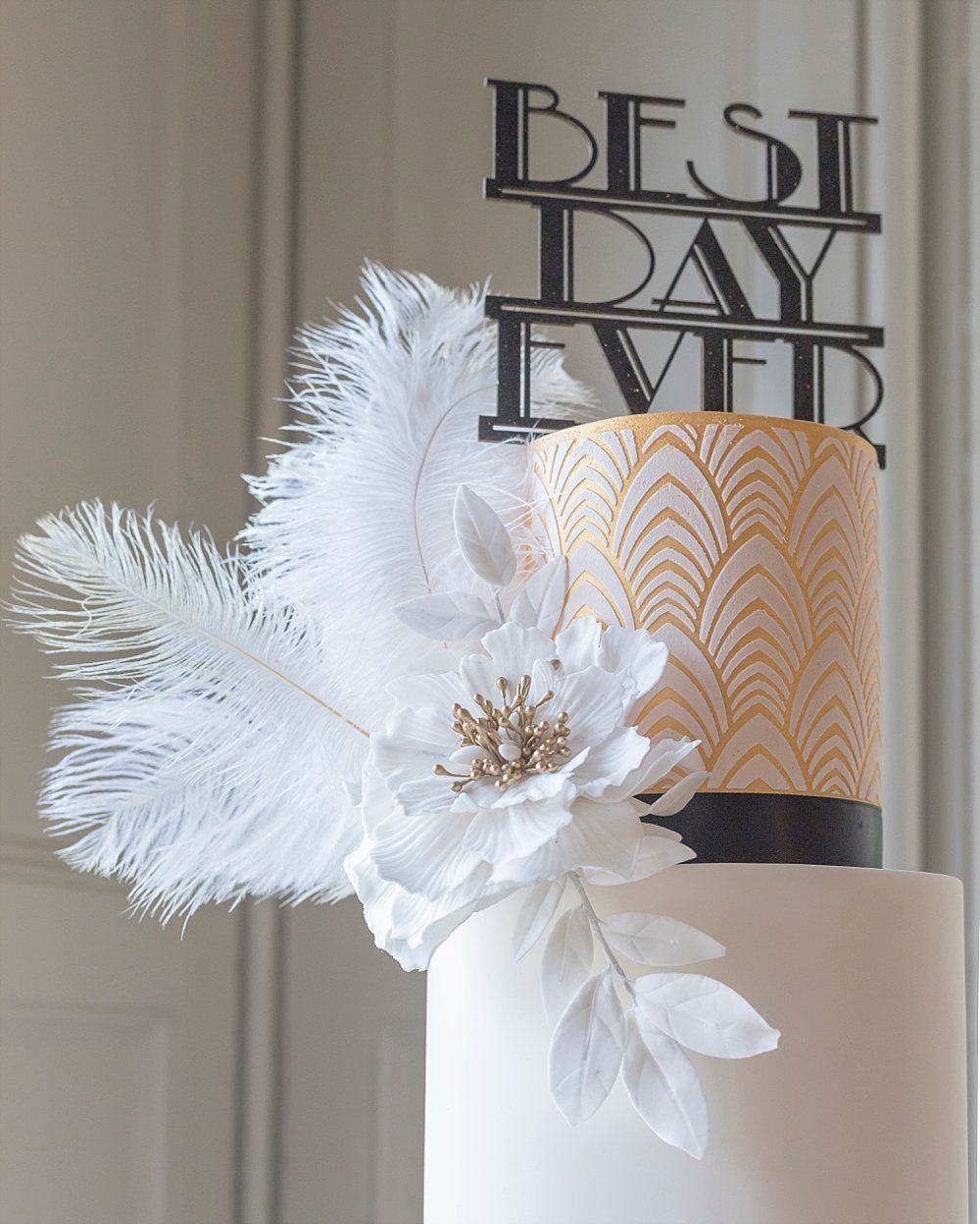 Gatsby wedding cake Nurstead Court Photo Emma Stokes Photography